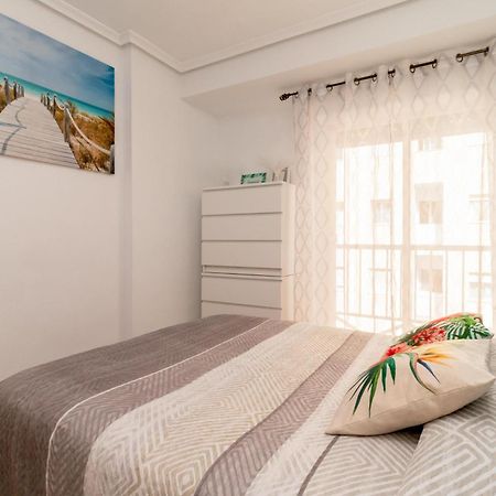 Sol & Mar Apartment Torrevieja Bagian luar foto