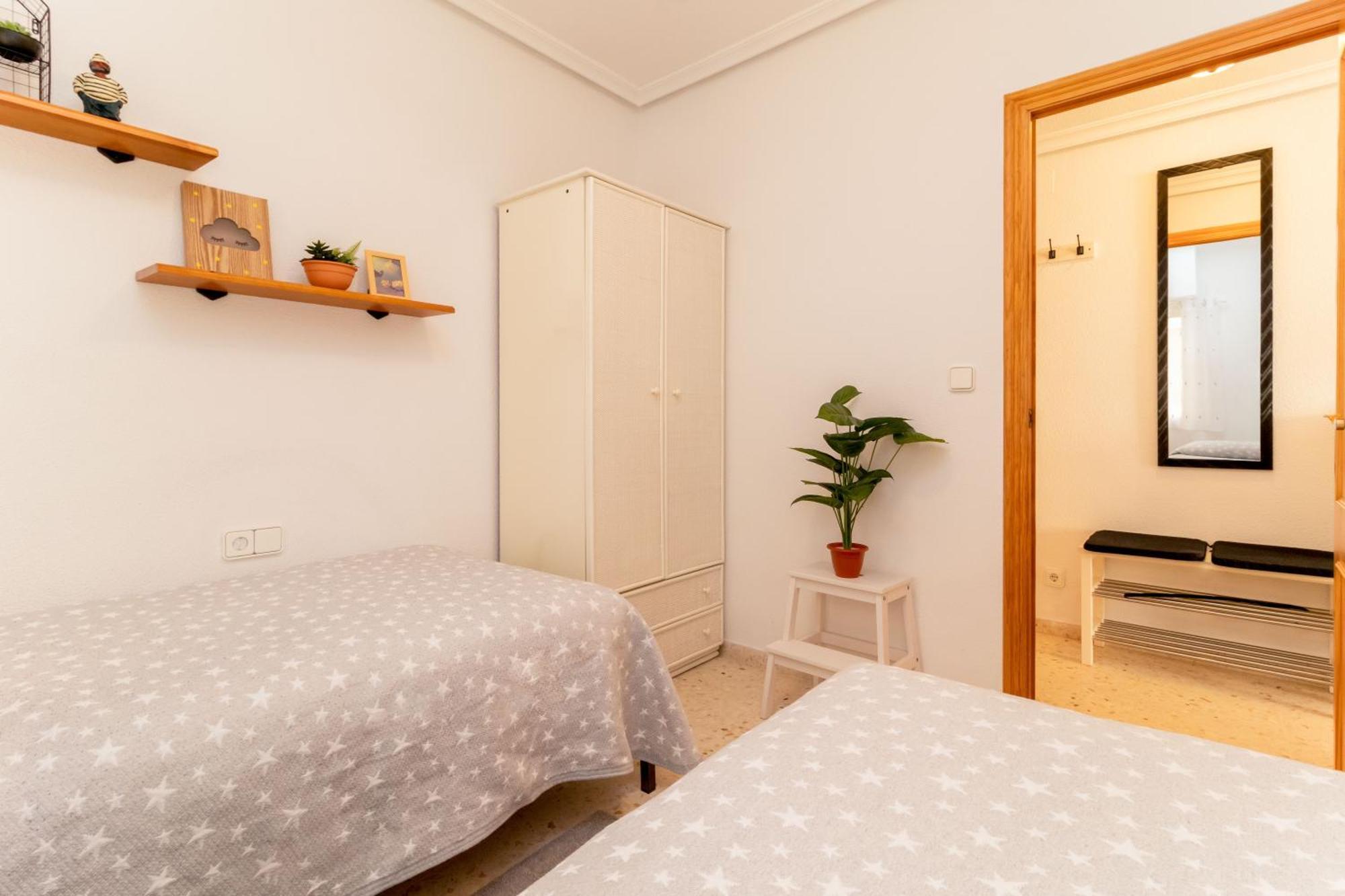 Sol & Mar Apartment Torrevieja Bagian luar foto