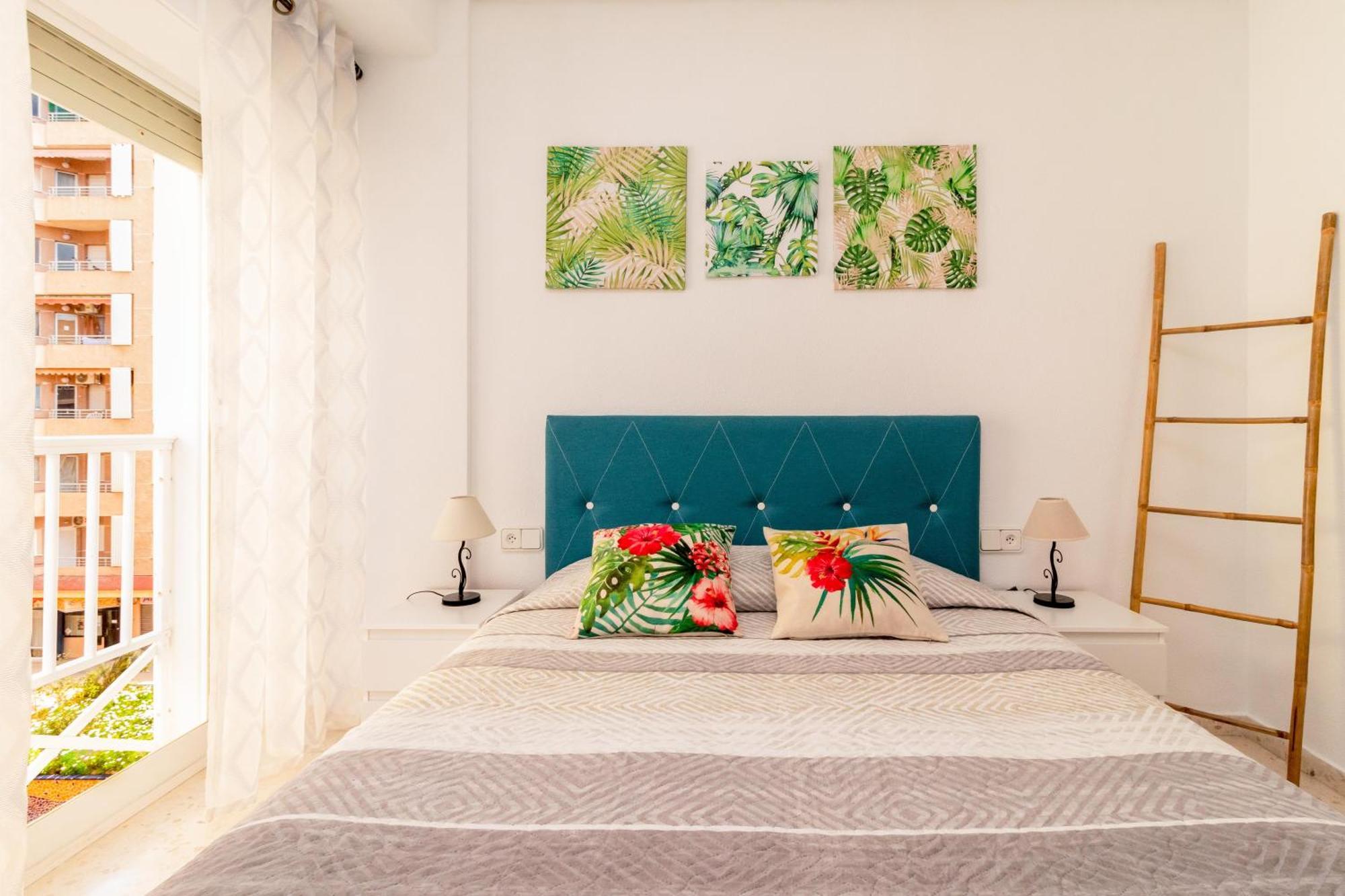 Sol & Mar Apartment Torrevieja Bagian luar foto