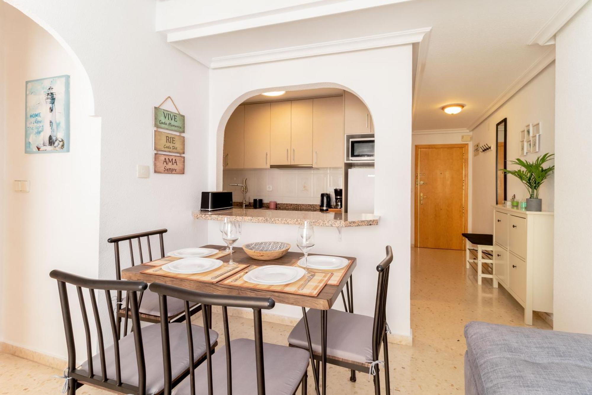 Sol & Mar Apartment Torrevieja Bagian luar foto