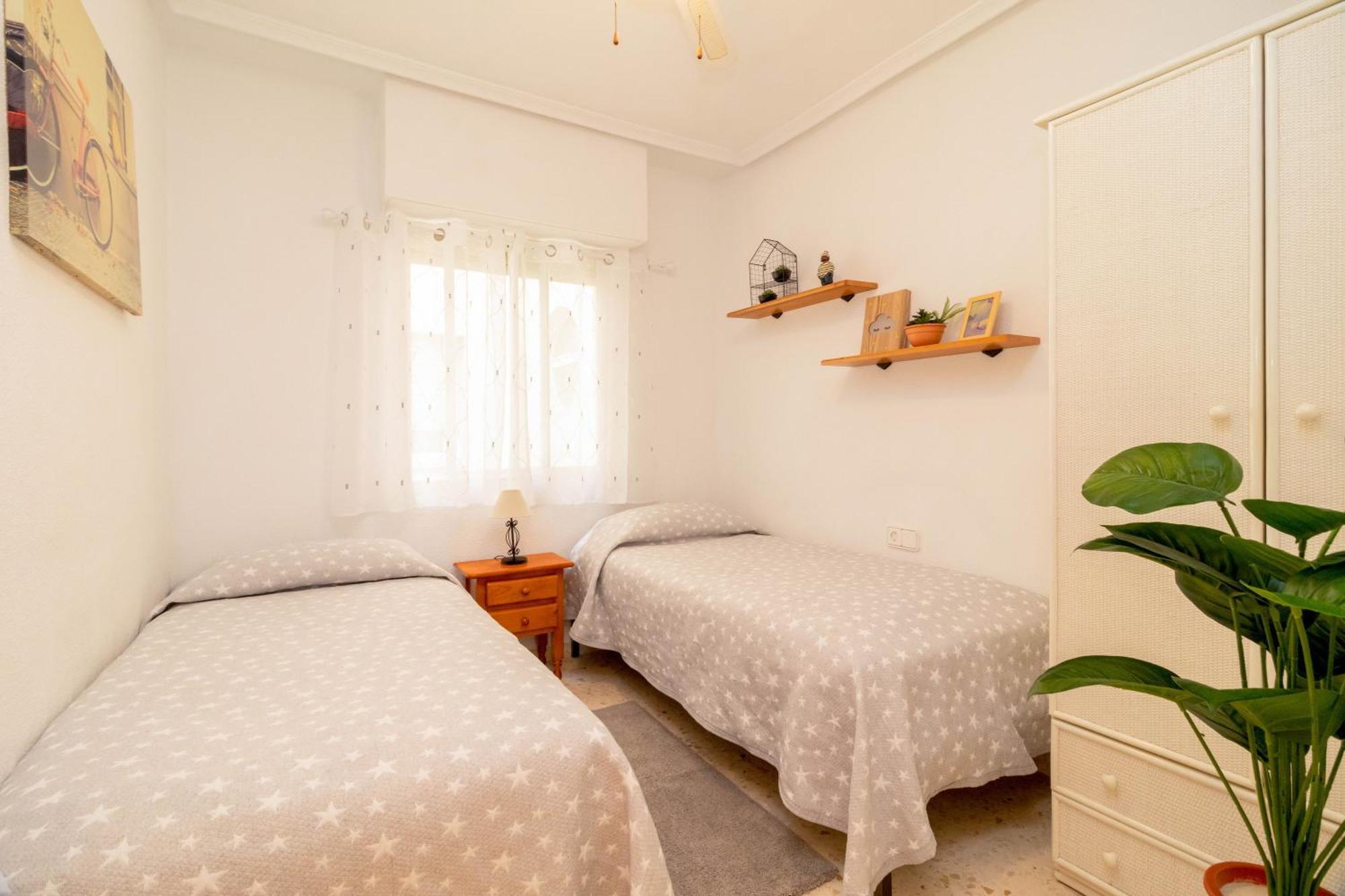 Sol & Mar Apartment Torrevieja Bagian luar foto